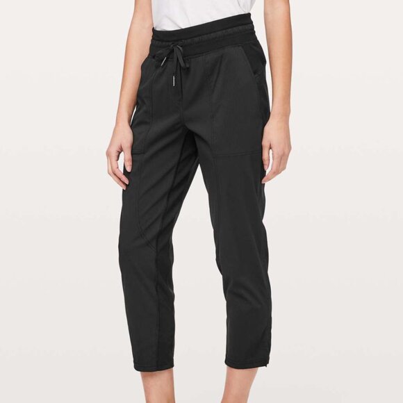 Lululemon Dance Studio 25" Crop Pants, Black, Size Small - Picture 1 of 10